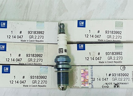 Свечи зажигания 93183992