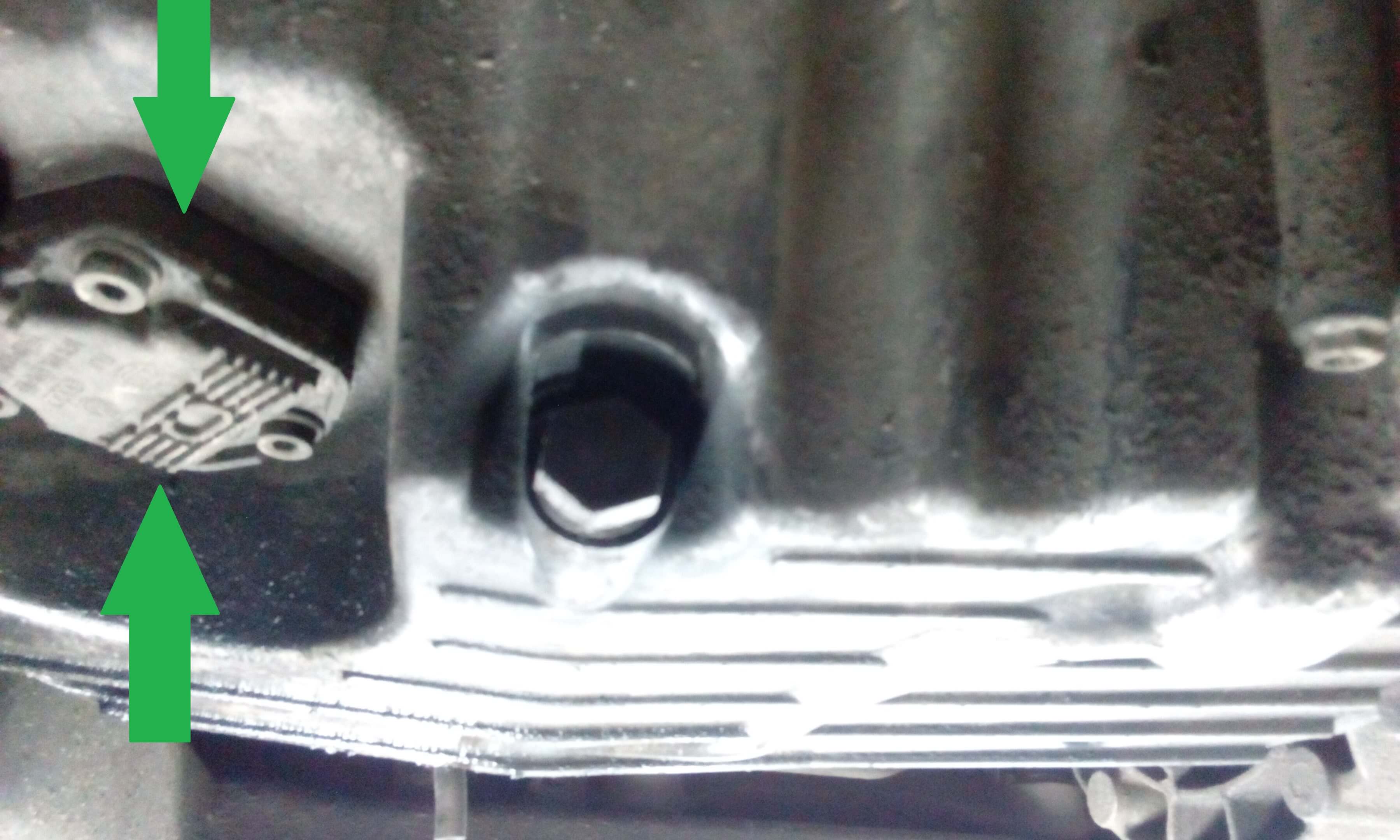 Расположение датчика масла на Volkswagen T-5 Расположение датчика масла на Volkswagen T-5