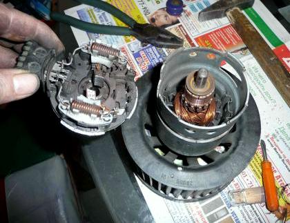 Ремонт (восстановление) мотора отопителя — Mitsubishi Lancer, 1.8 л, 2008 года на DRIVE2 50 %D1%80%D0%B0%D0%B7%D0%B1%D0%BE%D1%80%D0%BA%D0%B0%20%D0%B8%20%D0%BF%D1%80%D0%BE%D0%B2%D0%B5%D1%80%D0%BA%D0%B0%20%D0%BC%D0%BE%D1%82%D0%BE%D1%80%D1%87%D0%B8%D0%BA%D0%B0%20%D0%BF%D0%B5%D1%87%D0%BA%D0%B8