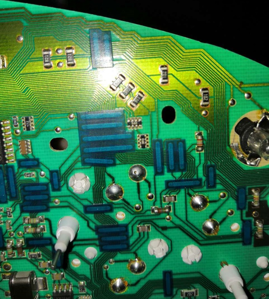 Результат пропайки резистора E6E