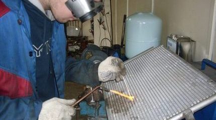 3 Ремонт радиатора ( холодная сварка, все готово) — LADA 2101, 1.2 л, 1977 года на DRIVE2 32 23