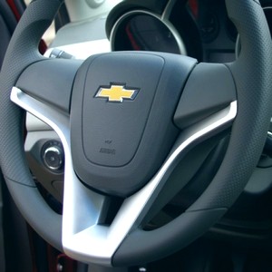 как снять подушку на chevrolet aveo t300