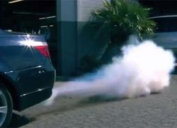 Белый дым из глушителя