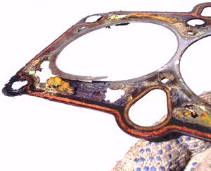 Пробой прокладки ГБЦ Пробой прокладки ГБЦ