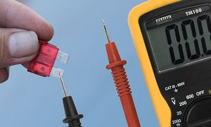 Проверка предохранителя мультиметром