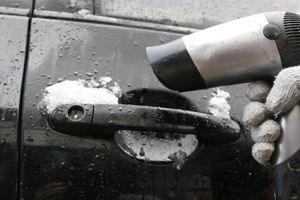 Открыть замок феном