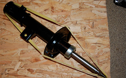 Амортизаторы 546513W050