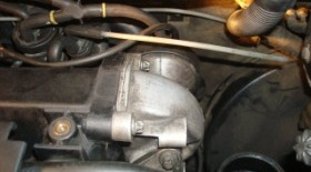 Схема подсоединения вакуумных шлангов на моторе 1.9 л TDI BKC