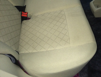 Обивка салона после чистки крахмалом