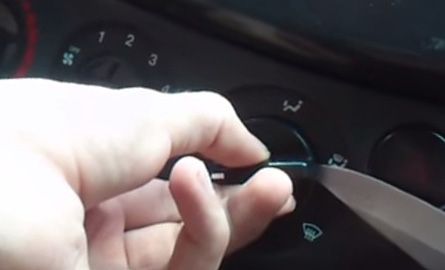 Как отключить кондиционер на шевроле круз при обдуве лобового стекла