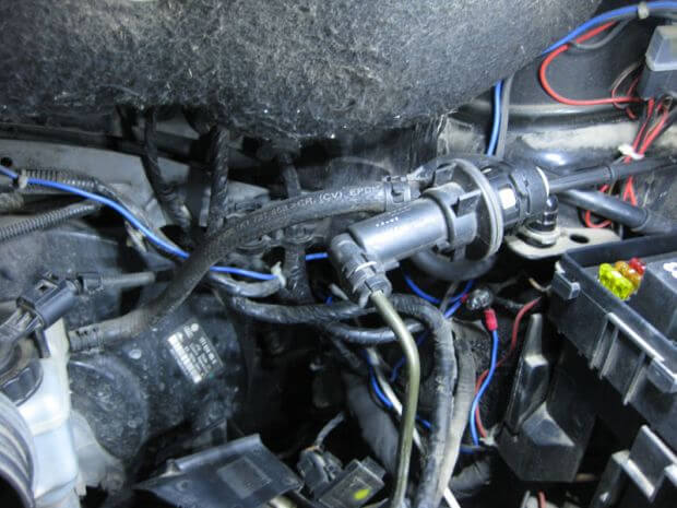 Как поменять главный цилиндр сцепления на Volkswagen Caddy