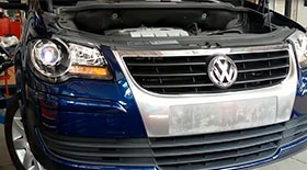 Снятие переднего бампера Volkswagen Touran