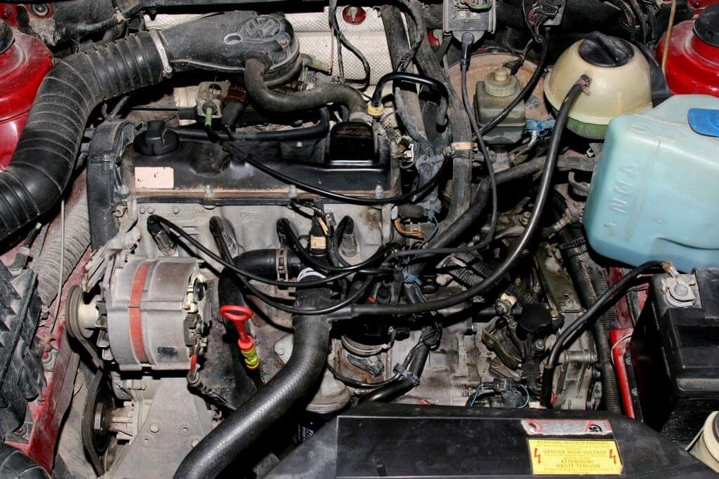 Патрубки охлаждения пассат б3. Система охлаждения VW Passat b3 1.8 Rp. Система охлаждения Passat b3. Патрубки системы охлаждения Пассат б3 1.8 моно. Система охлаждения двигателя VW b3 Rp 1.8.