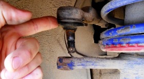 Замена рулевого наконечника на Лада Приора