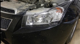 Замена лампы противотуманной фары на Chevrolet Cruze