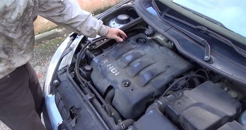 Как заменить масло в двигателе Peugeot своими руками