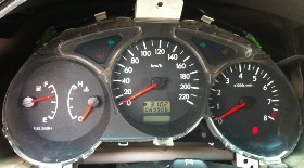 Снятие панели приборов Субару Форестер SG5