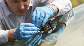 Технология ремонта автомобильных стекол