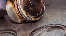 Закоксовывание, залегание поршневых колец — причины и устранение